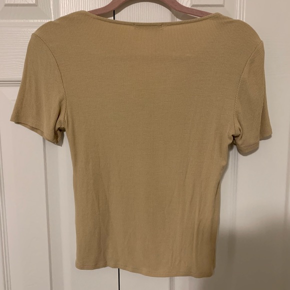 Shirt - Picture 3 of 4